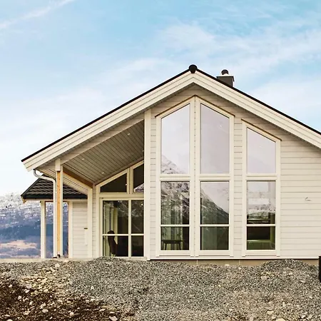 Three-bedroom Holiday In Dom wakacyjny *